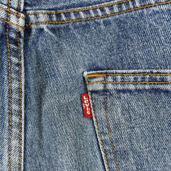 Levis 501 Jeans Mens 36x36 Blue Straight Fit Button Fly Light Wash Denim Pants - Picture 11 of 16